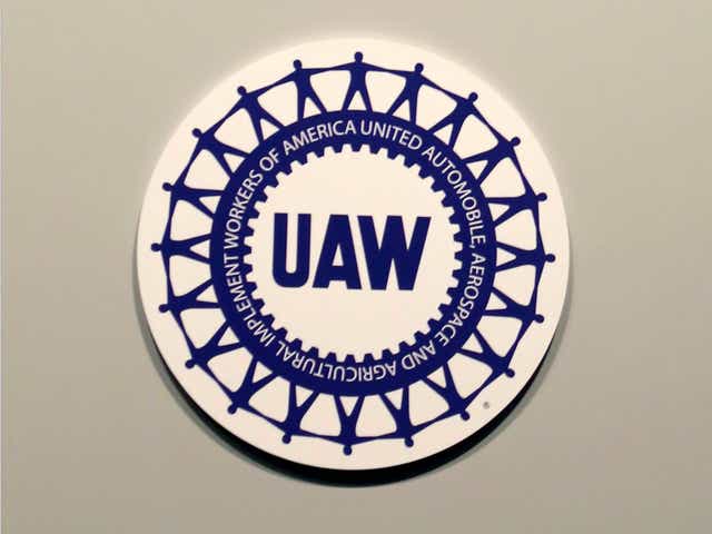 UAW suddenly adds 1,700 PhD medical researchers, scientists as members