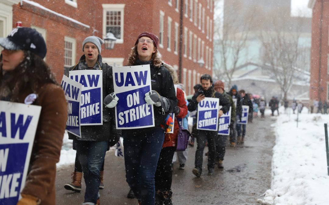 HGSU-UAW Urges Harvard to Oppose Trump Visa Rule Change