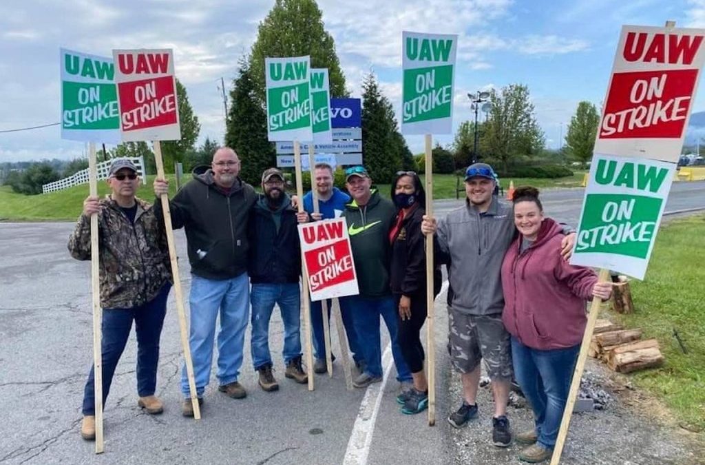 Volvo Workers Back on Strike at Virginia Trucks Plant