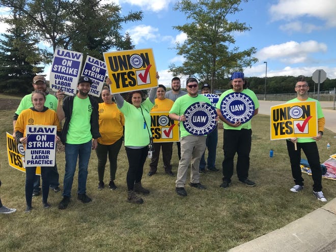 Strike mood shows UAW members tired of concessions