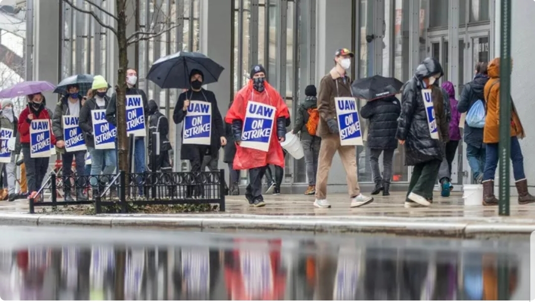 Please help support both local New York restaurants and SWC members who are fighting for fairness and dignity.